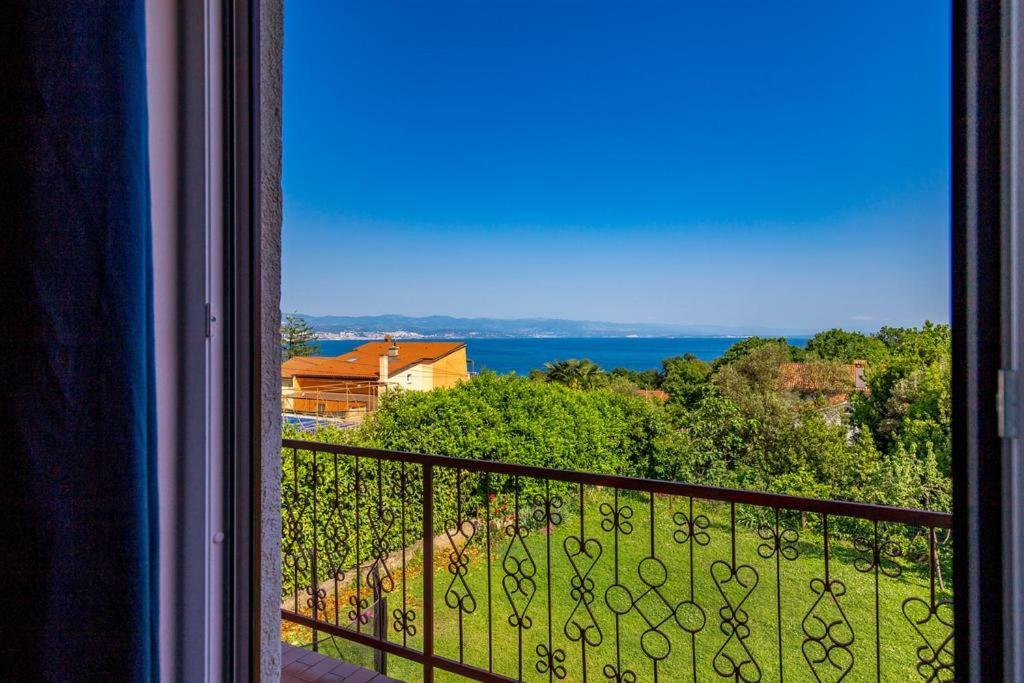 Apartment Roza, Sea View, Free Parking Icici Exterior photo
