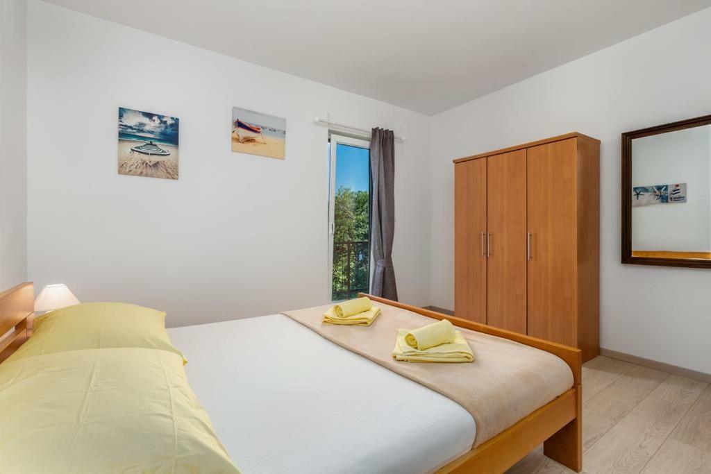 Apartment Roza, Sea View, Free Parking Icici Exterior photo